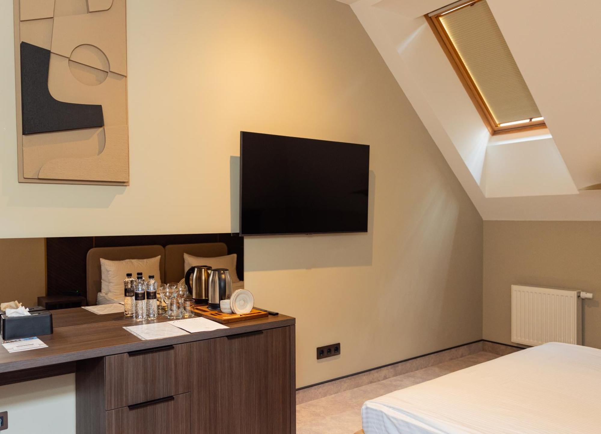 Park Hotel Bristol Uzjhorod Rum bild